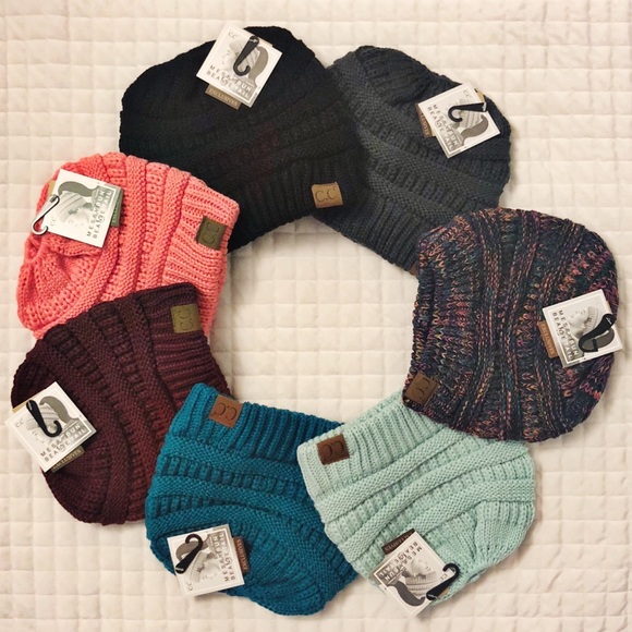 Teal Messy Bun CC Beanie - Picture 2 of 3